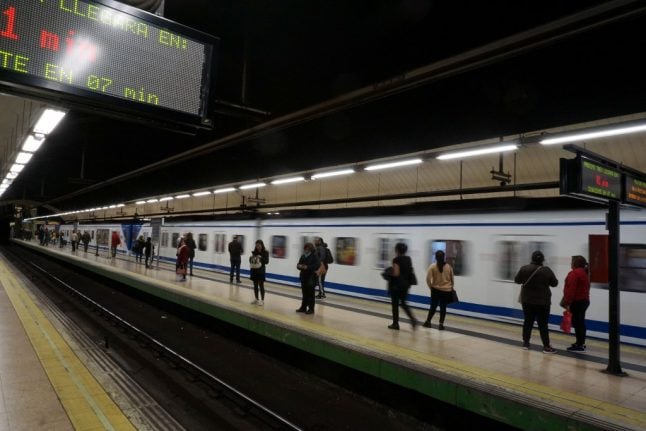Madrid man kicked in the back in front of speeding metro train survives attack