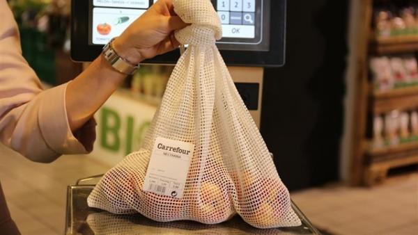 Spain’s Carrefour supermarkets replace plastic with cotton mesh bags for fruit and veg