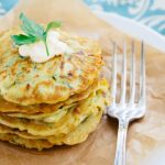 How to make courgette pancakes with cream sauce and tiger prawns