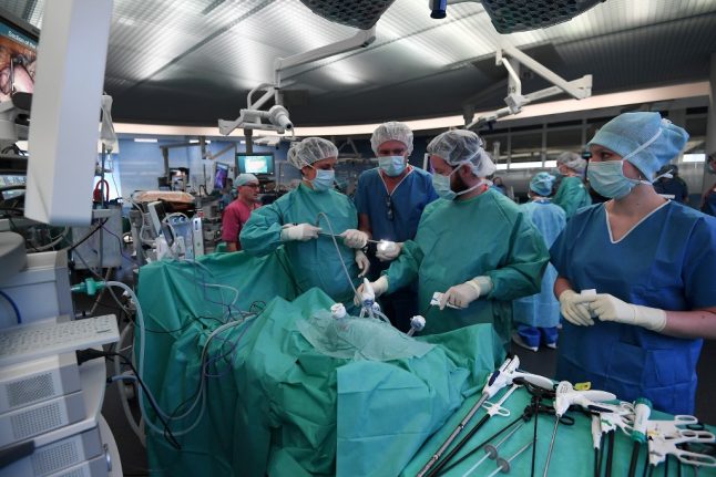 No-deal Brexit: Brits in France warned over healthcare restrictions when returning to UK