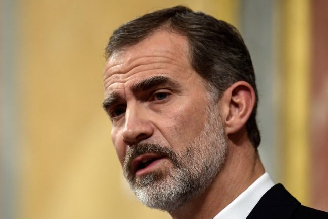 Spain's king opens talks to break political impasse