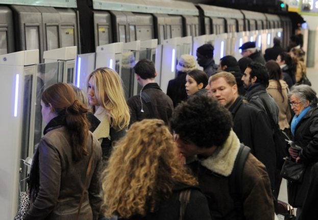 Paris Metro passengers get 'fright of their life' on runaway driverless train