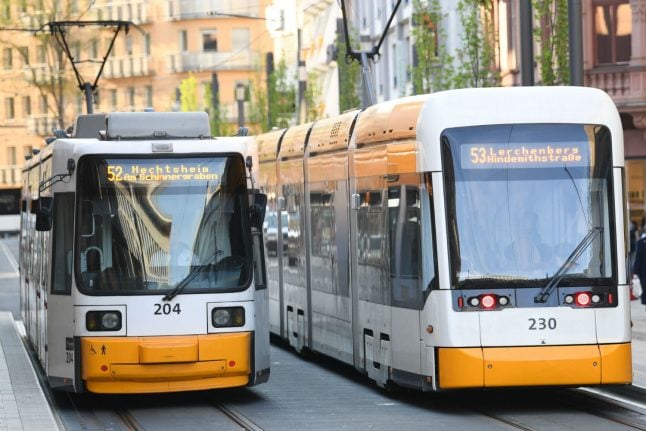 Call for €1 per day annual public transport ticket throughout Germany