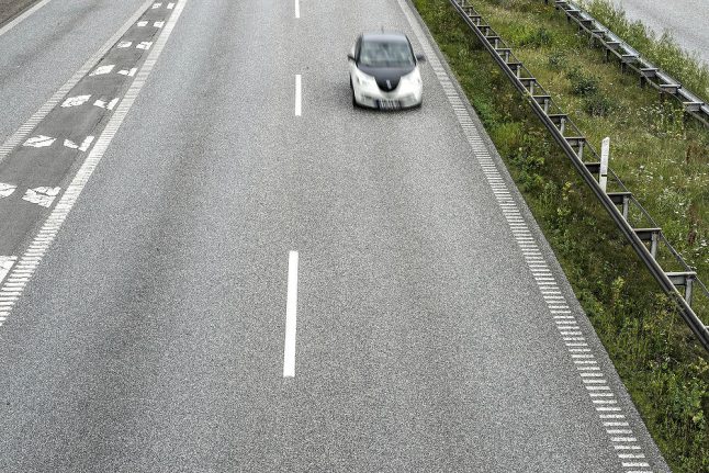 Updated: Copenhagen motorway closure not caused by rock throwing