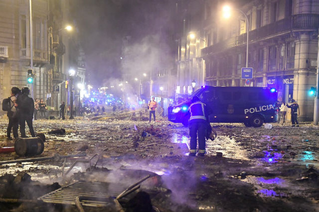 IN PICS: Barcelona protests turn violent