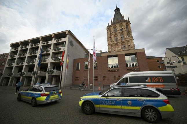 Three city halls in Germany receive bomb threats