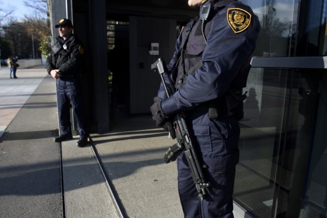 Swiss police target Islamist extremists in raids across the country