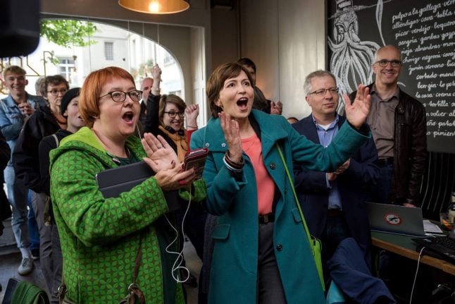 Record number of women elected to Swiss parliament