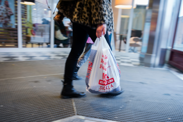 Sweden set to tax plastic carrier bags – here's how much you'll have to pay