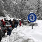 Winter tyres and snow chains: What are the rules in France?