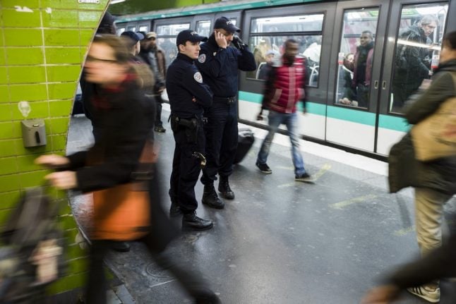 Reported cases of pickpocketing on Paris Metro shoot up 74 percent in a year