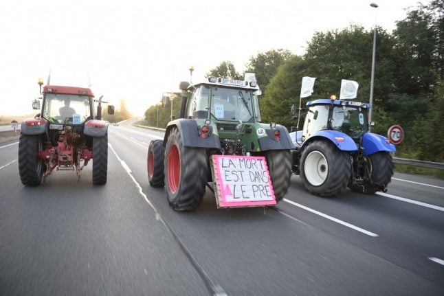 Why 1,000 tractors are converging on Paris