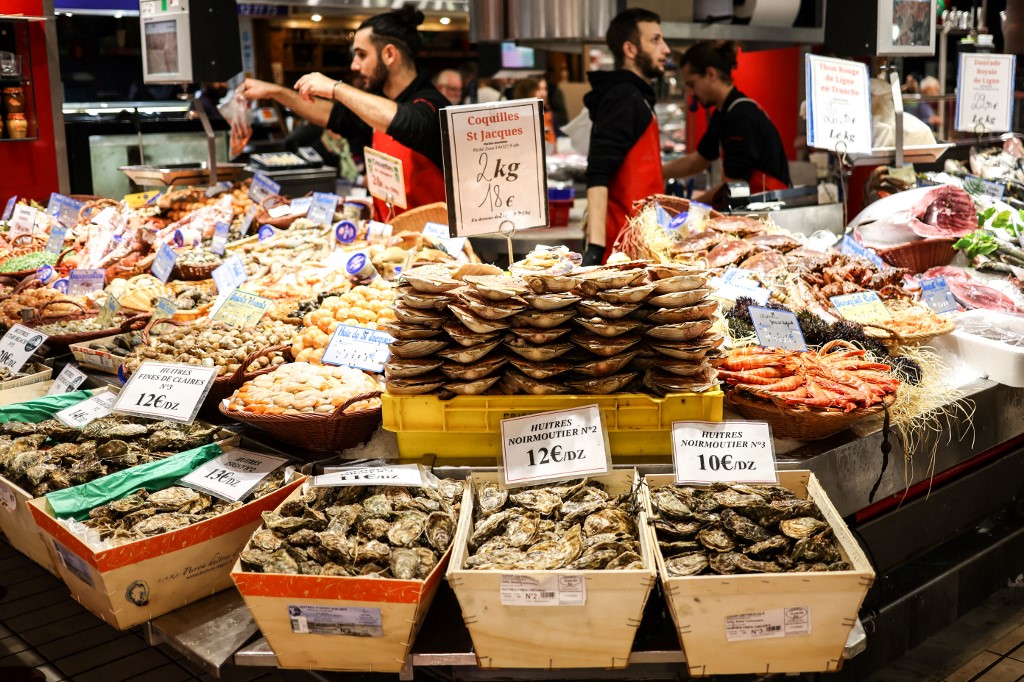 why-do-the-french-eat-so-much-seafood-at-christmas-time-news