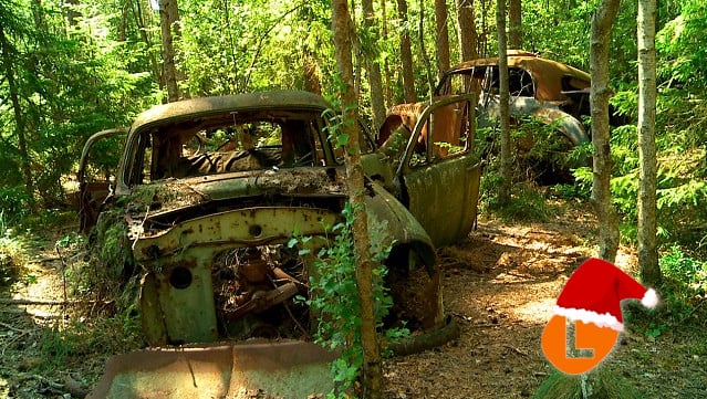 #AdventCalendar: The abandoned spots across Sweden where cars find their final resting place