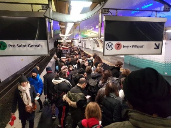 IN PICTURES: Black Monday of transport chaos in Paris