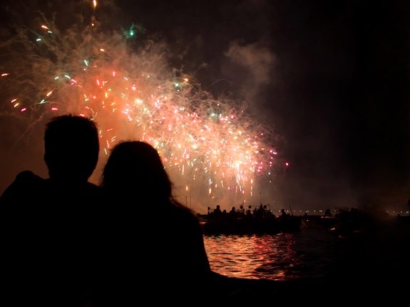 Red pants, smashed plates and bingo: Six reasons Italian New Year is awesome