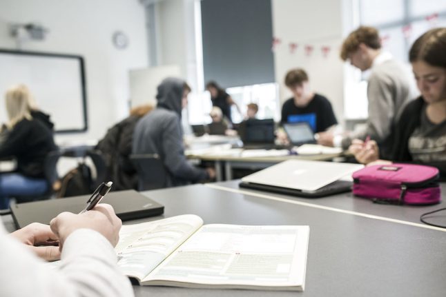 How do Denmark's Pisa school results compare to other countries?