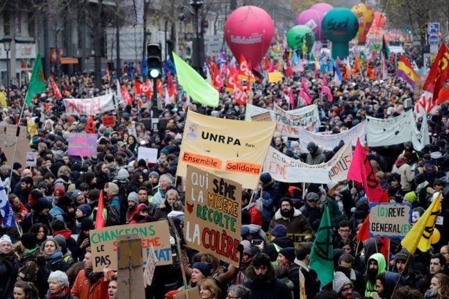 More than €1 million donated to striking workers in France