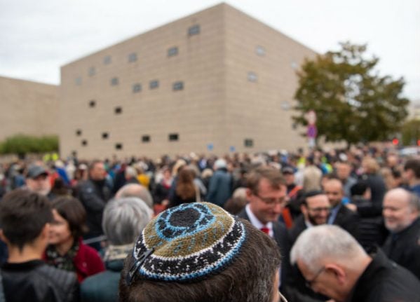Germany fears 'mass exit' of Jews if hatred persists