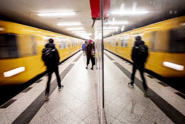 U-Büro: Fully-equipped office discovered in Berlin metro line