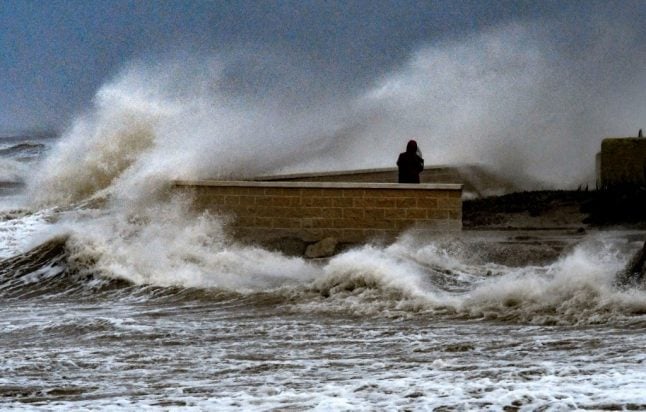 Storm Gloria: 27 provinces on alert in Spain as storm moves north