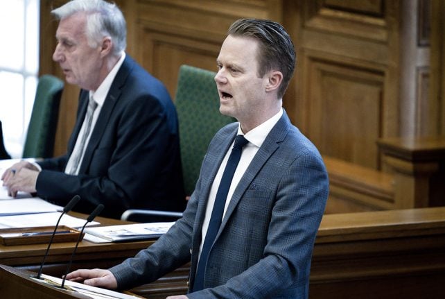 Denmark parliament to discuss presence of soldiers in Iraq