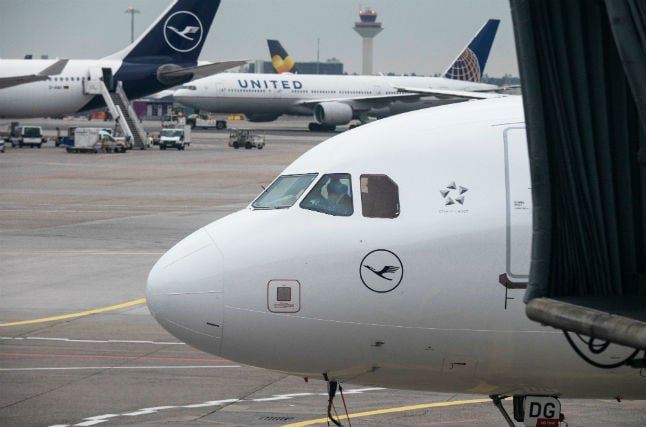 Lufthansa to cancel a quarter of flights due to virus