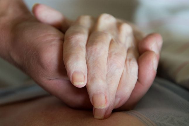German court scraps ban on assisted suicide
