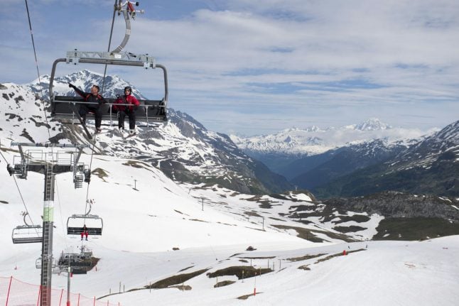 French ski slopes hit by new wave of strikes