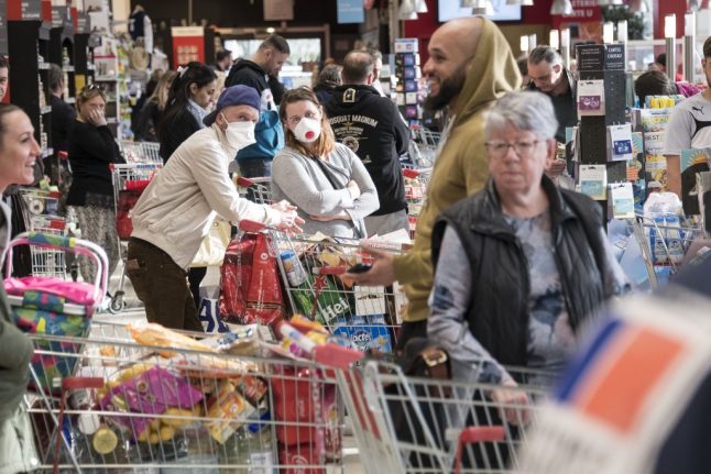 Panic buying in Switzerland: Why there's no need to stockpile