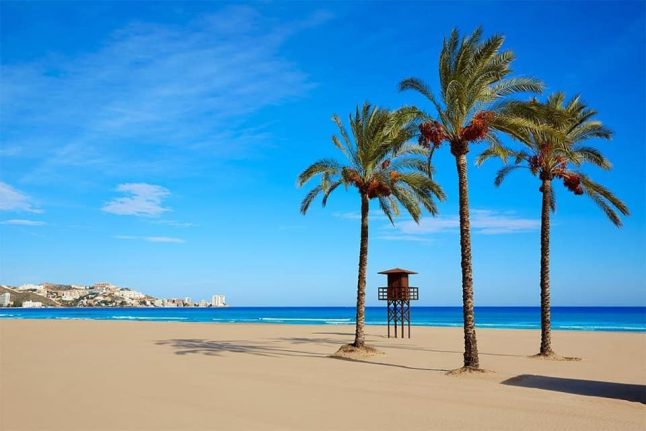 Spanish beaches shut down to prevent contagion from those fleeing coronavirus hotspots