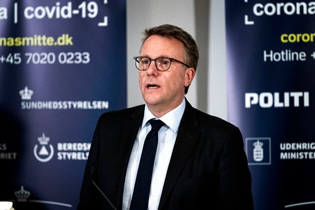 Danish civil servants asked to take holidays in virus lockdown