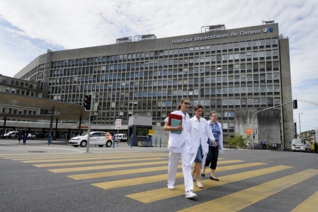 How are Swiss hospitals adjusting to the soaring number of coronavirus patients?