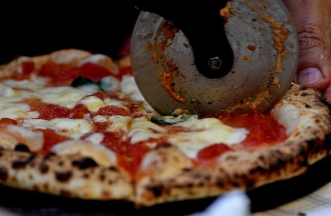Naples allows pizza deliveries to resume under tough local rules