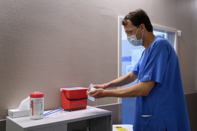 Switzerland coronavirus deaths top 500 as cases soar past 20,000