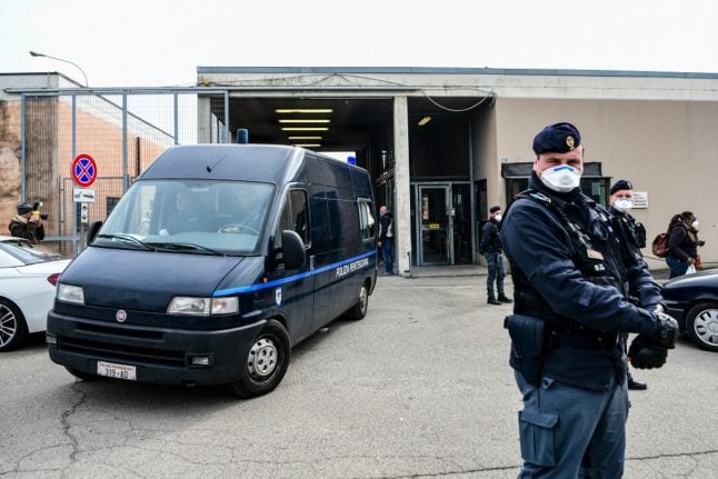Hundreds of mafia members leave prison under Italy's lockdown