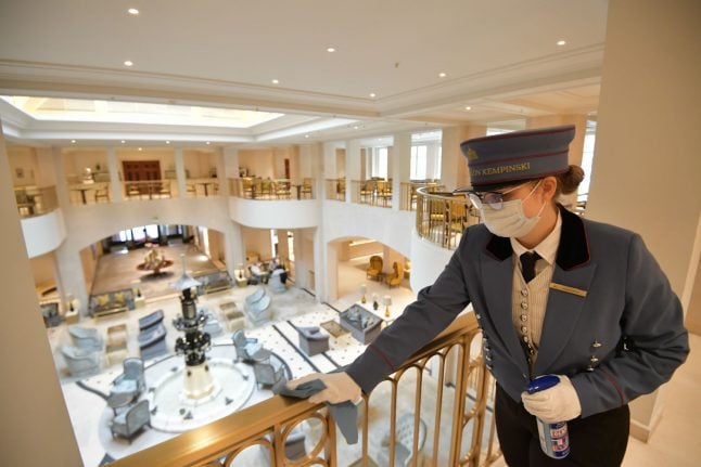 Coronavirus forces 'paper napkin' makeover at swanky German hotel