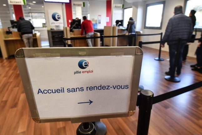 Unemployment in France rises to 4.5 million record high
