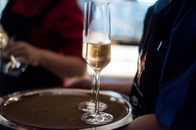 France's champagne sellers halt early sales to prevent price fall