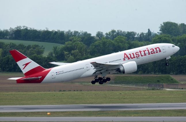Austrian Airlines to get '600 million euro rescue package'
