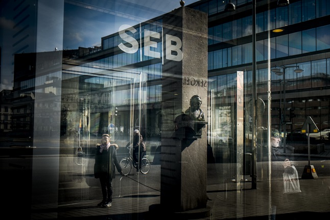 SEB handed one billion kronor fine over failures to fight money laundering
