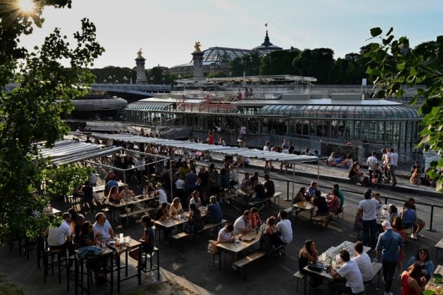 Paris bars, restaurants and pools to reopen fully as region moves to 'green zone'
