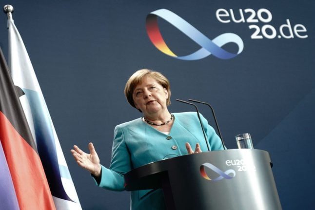 Merkel 'can't imagine' €750 billion EU recovery package delay