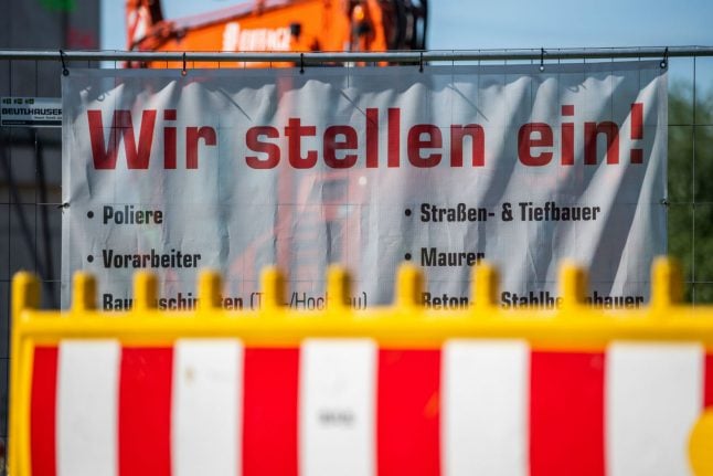 German unemployment rate remains stable as economy takes record plunge
