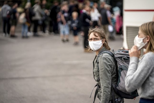 Denmark changes face mask guidelines: now advised on busy public transport