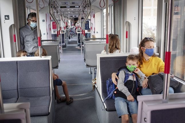 Free face masks given to public transport passengers in Aarhus