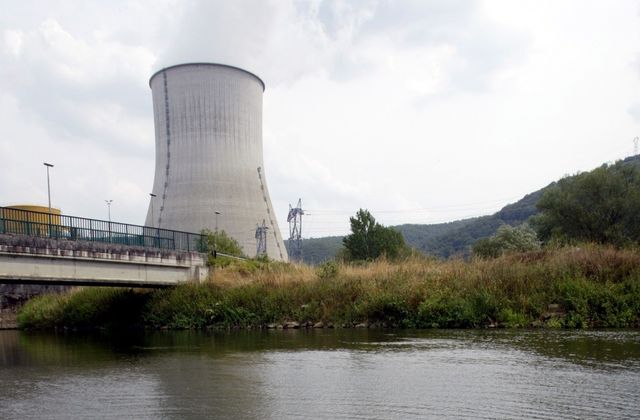 France authorities shut down nuclear reactors due to drought