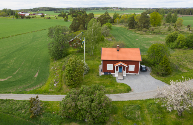 WATCH: Where are Sweden's most affordable houses?