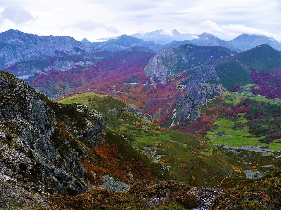 Seven of Spain's lesser-known natural parks to visit this summer thumbnail