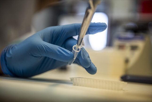 Spain authorizes start of coronavirus vaccine clinical trial